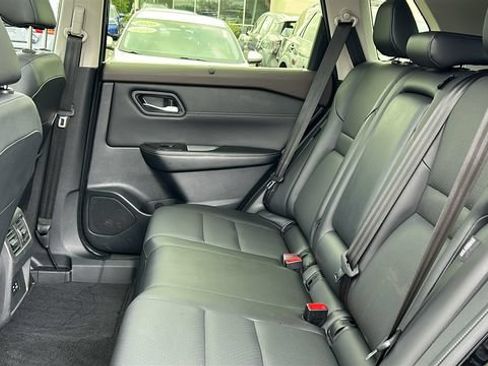 Certified 2023 Nissan Rogue SV w/ SV Premium B Package AWD/4WD image 23
