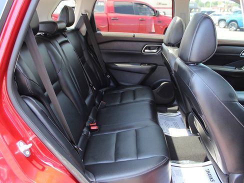 Used 2021 Nissan Rogue SL FWD image 11