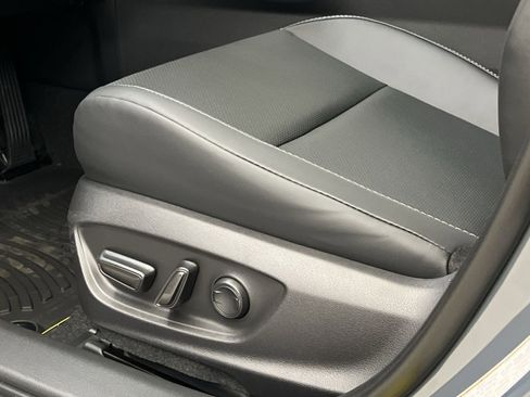 New 2026 Toyota Prius XLE image 8