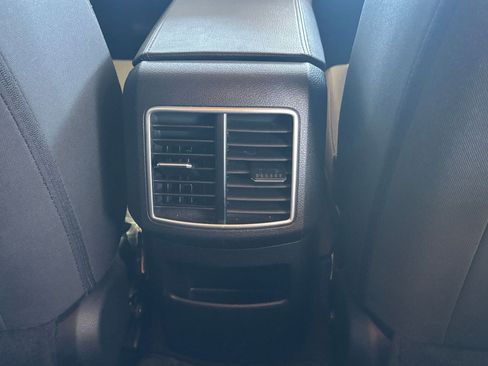 Used 2025 Kia Sportage LX image 28