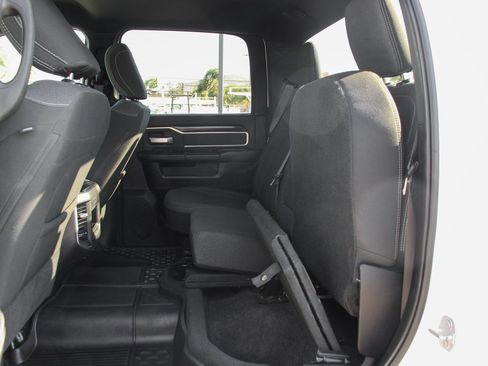 Used 2019 RAM 2500 Big Horn image 35