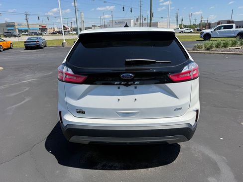 Used 2024 Ford Edge SEL w/ Convenience Package AWD/4WD image 5