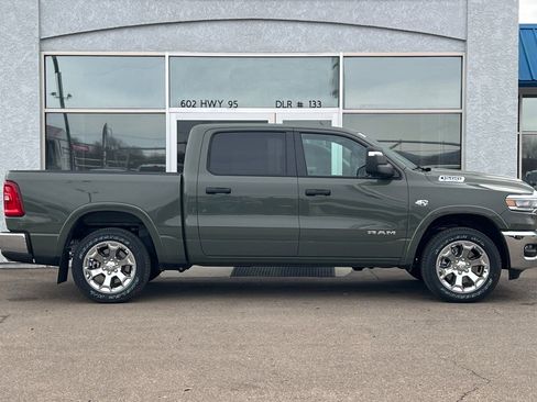 New 2026 RAM 1500 4x4 Crew Cab image 4