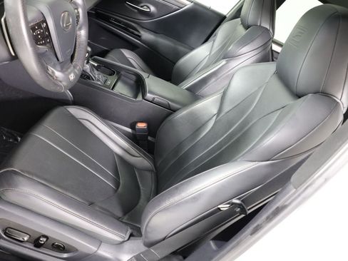 Used 2023 Lexus ES 350 F Sport w/ Accessory Package (Z2) FWD image 9