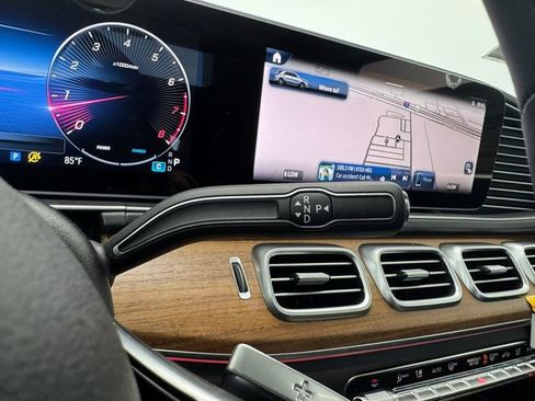 Used 2025 Mercedes-Benz GLE 350 4MATIC image 28