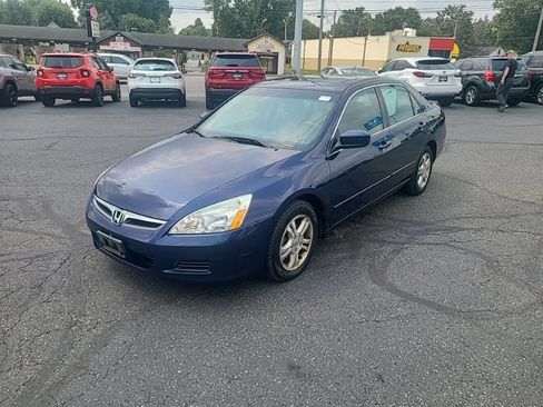 Used 2007 Honda Accord EX image 2