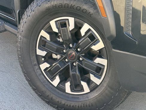 Used 2023 Nissan Frontier Pro-X w/ Technology Package RWD image 9