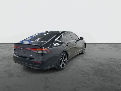 Used 2024 Honda Accord Sport image 3