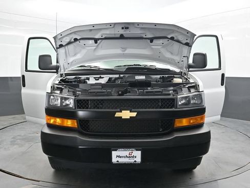 Used 2024 Chevrolet Express 3500 LS RWD image 46