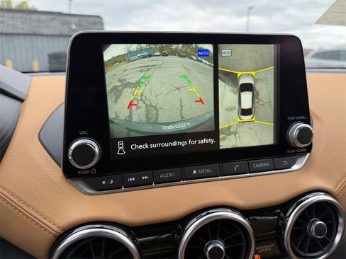 New 2025 Nissan Sentra SV w/ SV Premium Package image 24