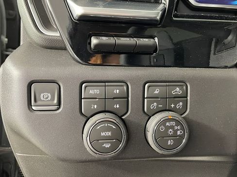New 2026 Chevrolet Silverado 1500 LTZ w/ LTZ Premium Package AWD/4WD image 11