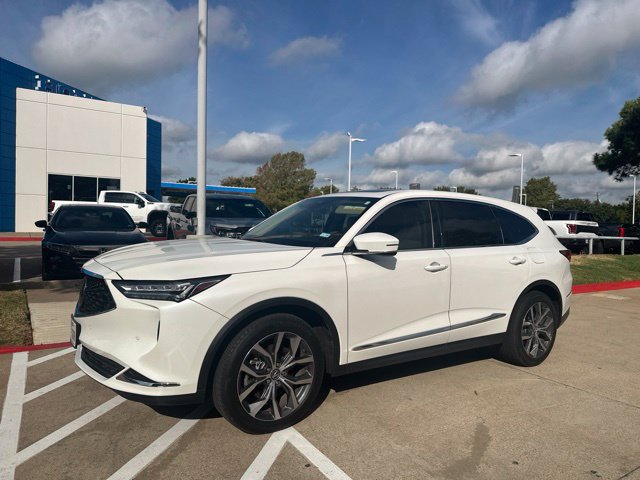 Used 2024 Acura MDX w/ Technology Package FWD image 2