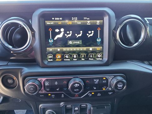 Certified 2021 Jeep Wrangler Unlimited Rubicon AWD/4WD image 16