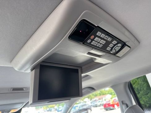 Used 2016 Honda Pilot Touring image 15