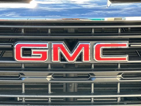 Certified 2025 GMC Sierra 1500 Pro w/ Convenience Package image 34