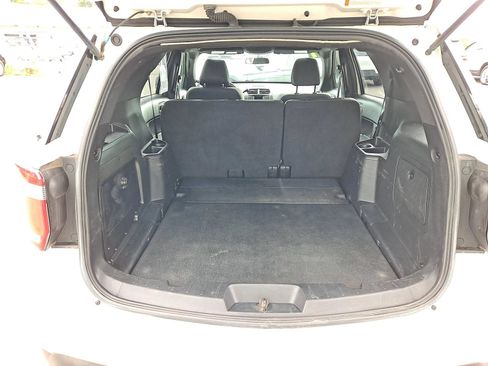 Used 2017 Ford Explorer 4WD Police Interceptor image 11