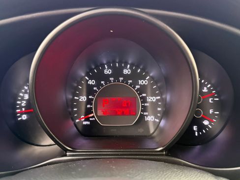 Used 2016 Kia Soul EV image 29