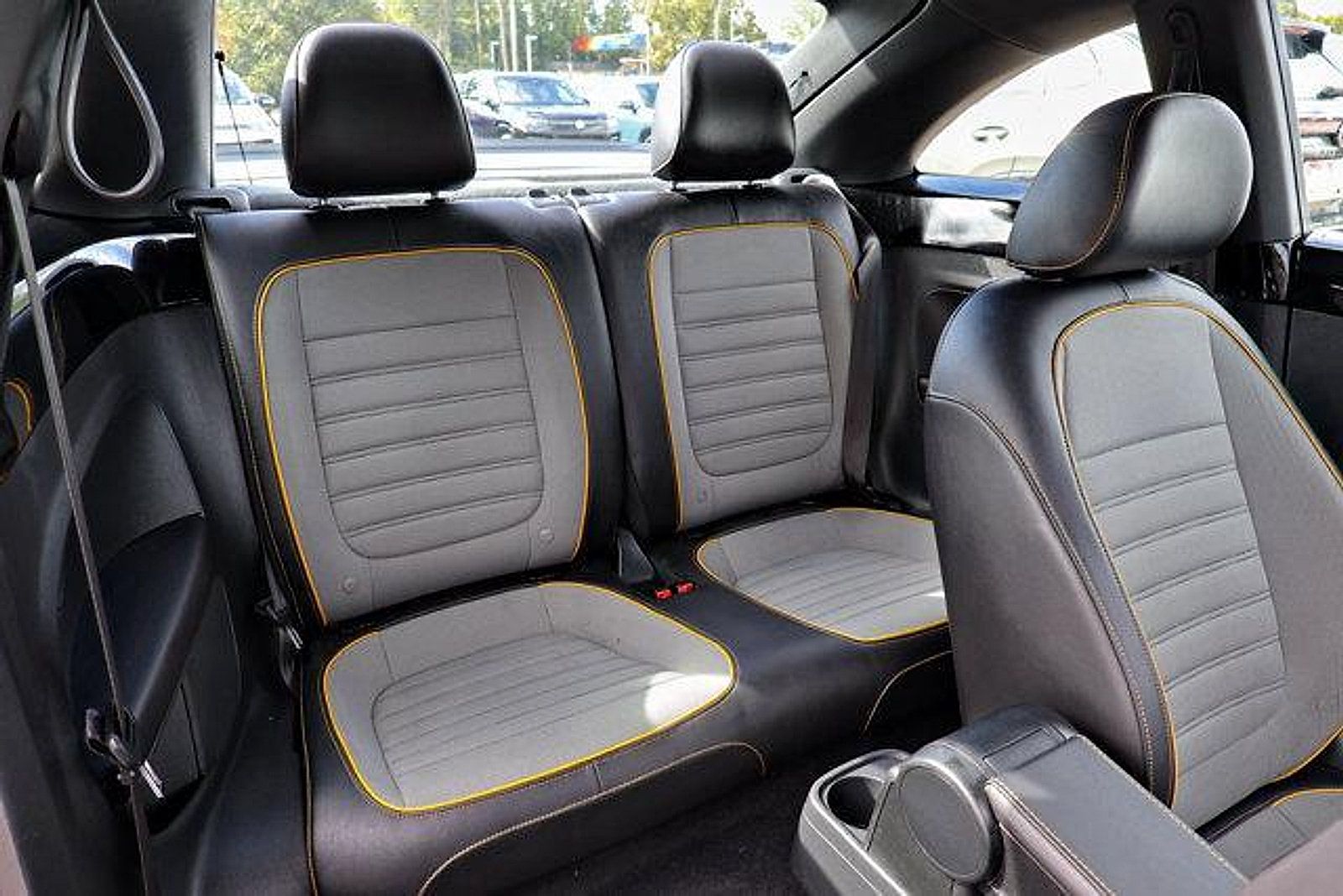 Used 2016 Volkswagen Beetle 1.8T Dune FWD image 22