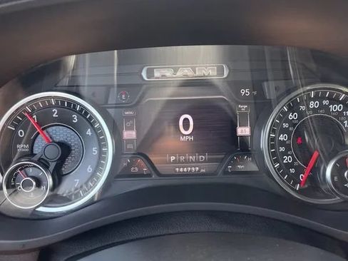 Used 2019 RAM 2500 Laramie w/ Night Edition AWD/4WD image 26
