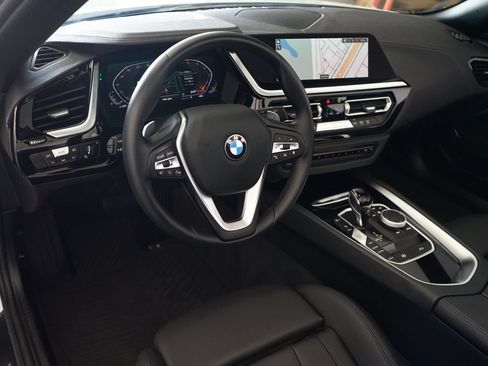 Used 2022 BMW Z4 sDrive30i RWD image 2