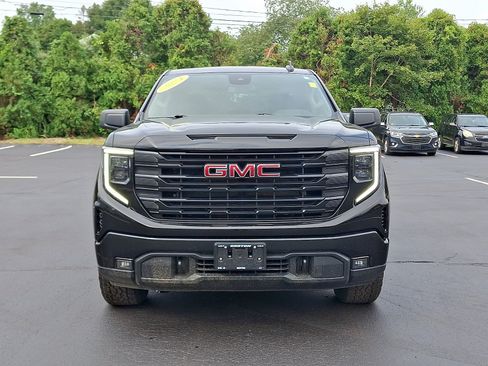 Used 2024 GMC Sierra 1500 Elevation AWD/4WD image 2
