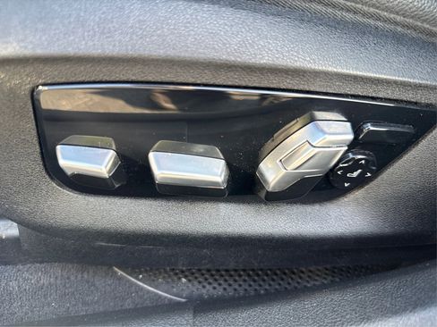 Used 2019 BMW 640i Gran Turismo xDrive w/ M Sport Package AWD/4WD image 22