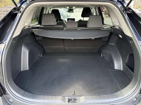 Used 2025 Toyota RAV4 XLE image 27