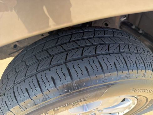 Used 2016 Ford F150 XLT image 24