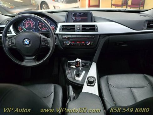 Used 2013 BMW 328i Sedan RWD image 18
