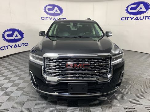 Used 2023 GMC Acadia Denali w/ Denali Technology Package FWD image 9