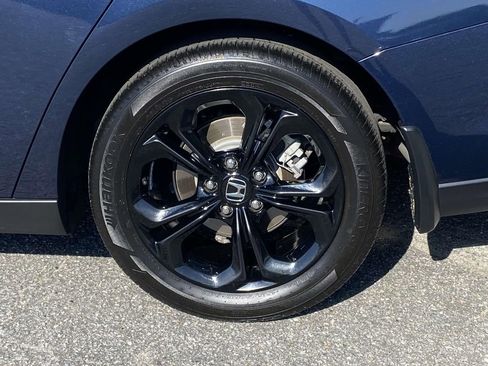 Certified 2025 Honda Accord SE image 8