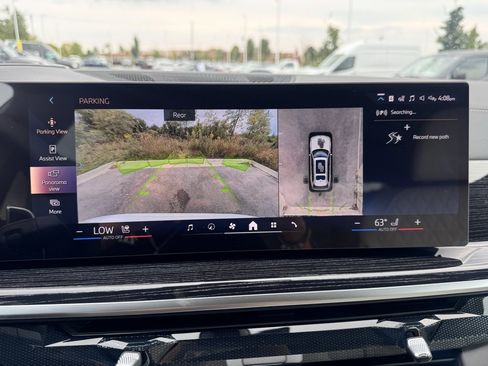 Used 2026 BMW X7 xDrive40i w/ Executive Package image 7