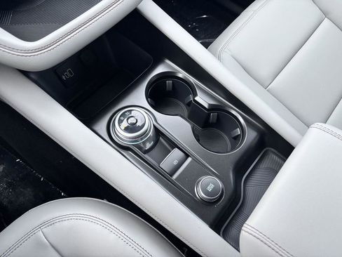 New 2026 Ford Explorer Active w/ Active Comfort Package image 24