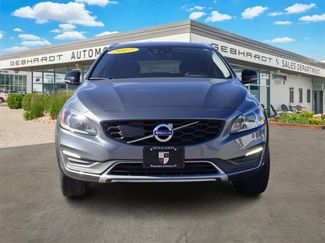 Used 2017 Volvo V60 T5 Cross Country Platinum video 2