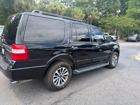 Used 2017 Ford Expedition XLT RWD image 5