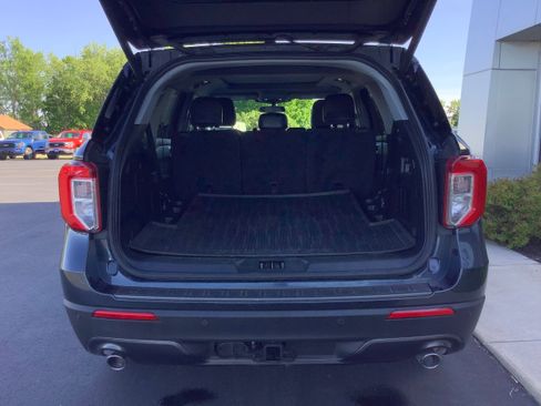 Certified 2023 Ford Explorer XLT w/ XLT Sport Appearance Package AWD/4WD image 5