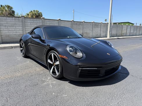 Certified 2024 Porsche 911 Carrera RWD image 8