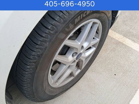 Used 2021 Ford Edge SEL w/ Convenience Package image 11