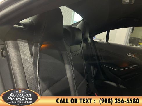 Used 2018 Mercedes-Benz CLA 250 image 15