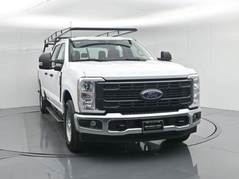 New 2026 Ford F350 XL w/ XL Driver Assist Package RWD image 32