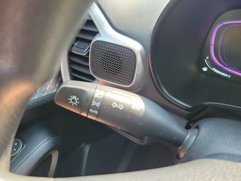 Used 2023 Kia Soul LX w/ Option Group 015 FWD image 15