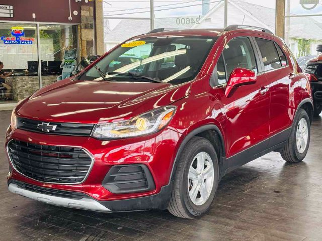 Used 2019 Chevrolet Trax LT w/ LT Convenience Package FWD image 16