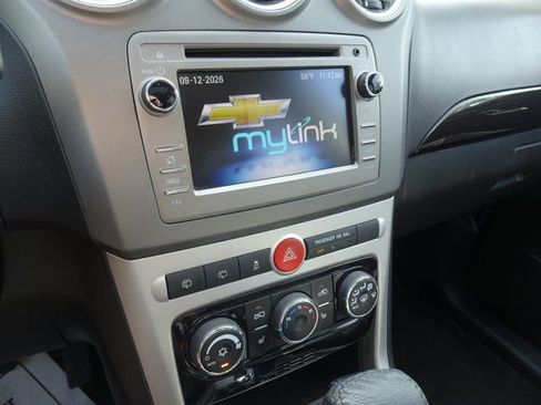 Used 2014 Chevrolet Captiva Sport LT w/ Convenience Package FWD image 18