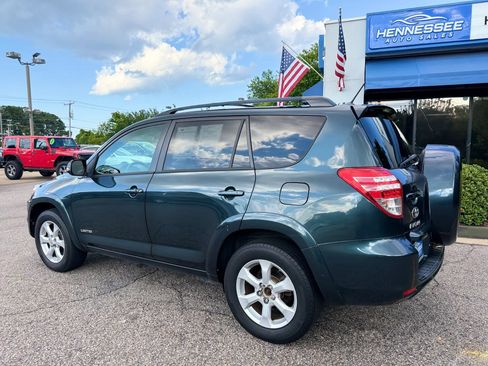 Used 2011 Toyota RAV4 Limited w/ Limited Extra Value Pkg AWD/4WD image 8