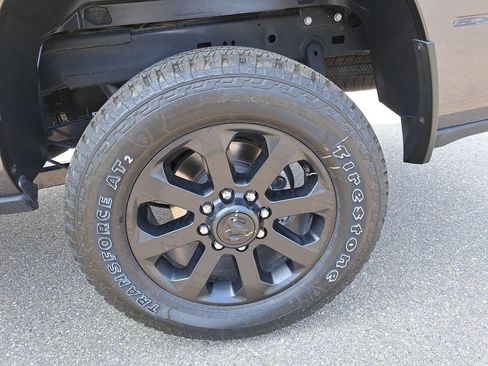 New 2025 RAM 2500 Big Horn AWD/4WD image 32