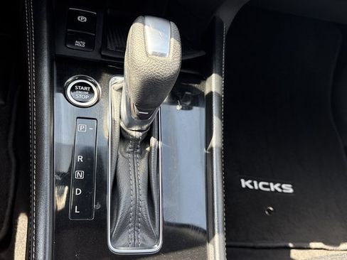 Certified 2024 Nissan Kicks SV FWD image 33