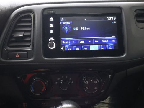 Used 2022 Honda HR-V Sport image 21