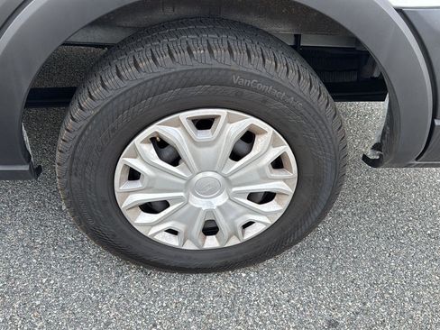 Used 2021 Ford Transit 350 XLT image 29