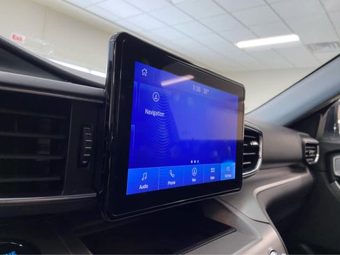 Used 2023 Ford Explorer XLT w/ Equipment Group 202A image 34