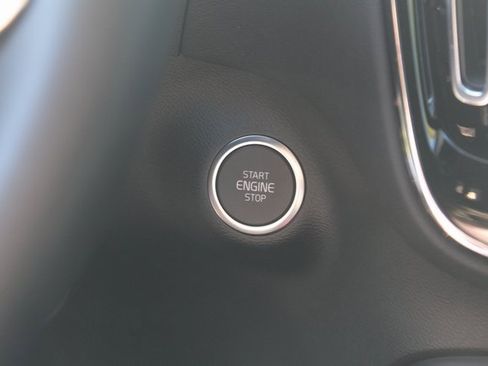 New 2026 Volvo XC40 B5 Ultra w/ Climate Package image 20